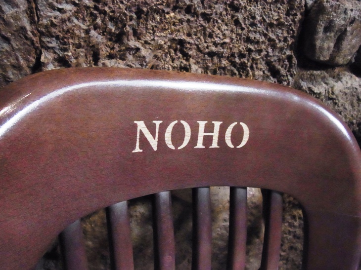 NOHOハワイ語意味